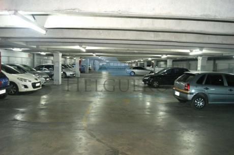 Venta Parking 173 Vehículos En 4200 M2 Excelente Renta