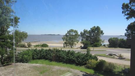 Excepcional Casa En Barrio Sheraton Con Vista Al Rio De La Plata