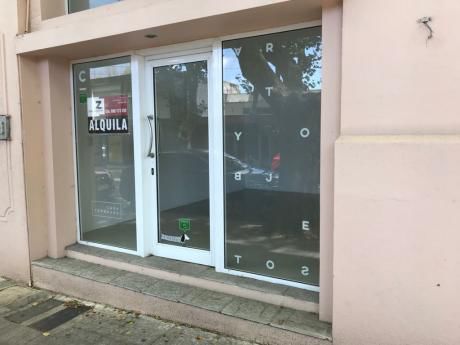 Local Comercial, Calle Rivera