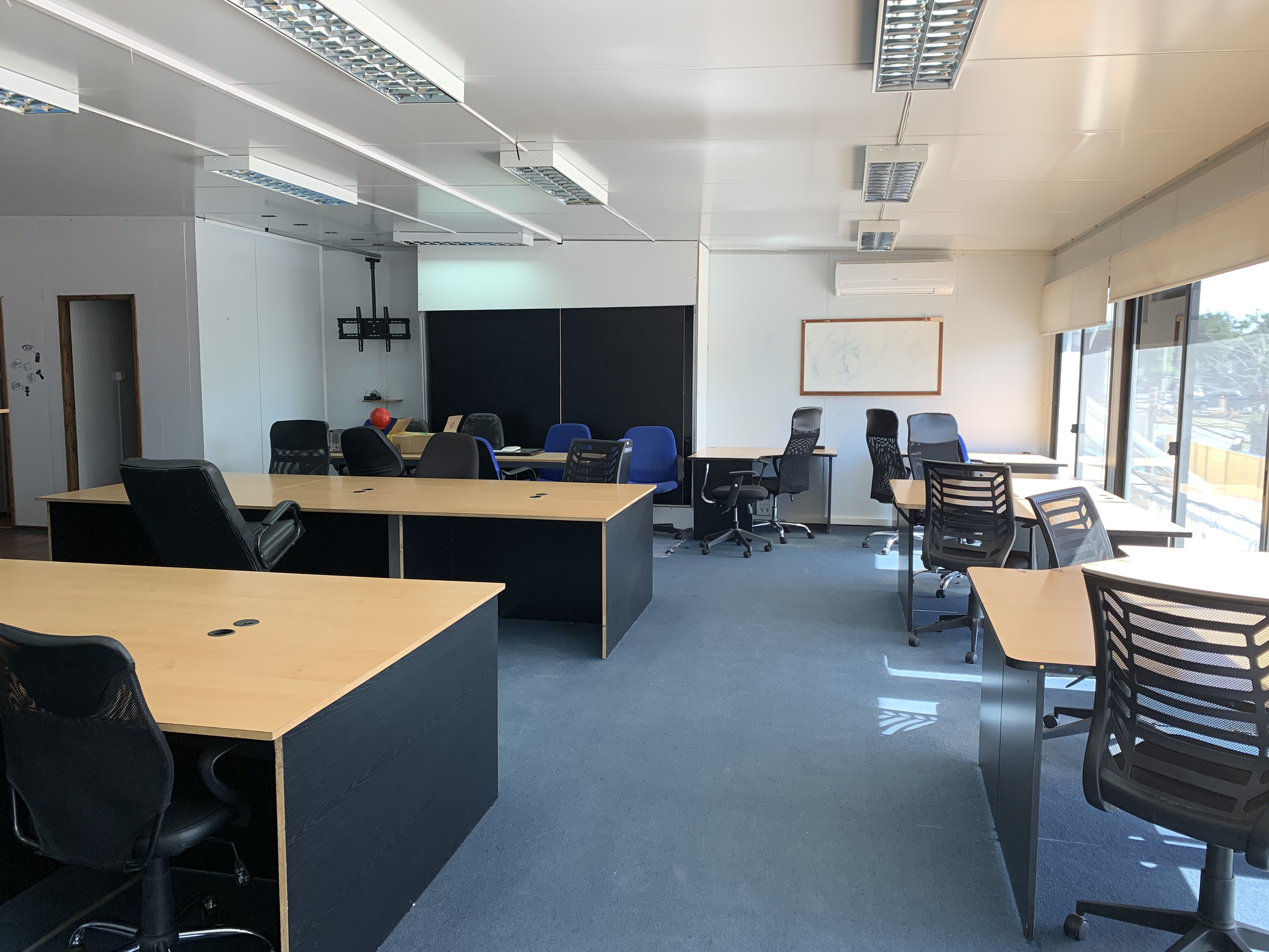 OFICINAS EN 2 AVENIDAS, TOTALMENTE EQUIPADAS