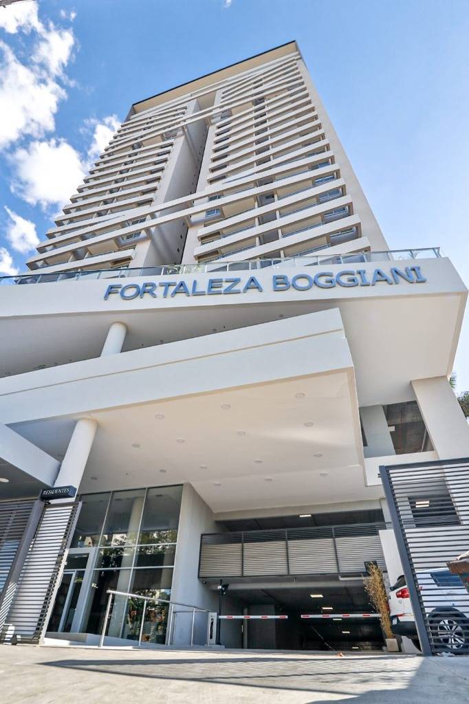 Departamento en alquiler con baja de precio en Los Laureles