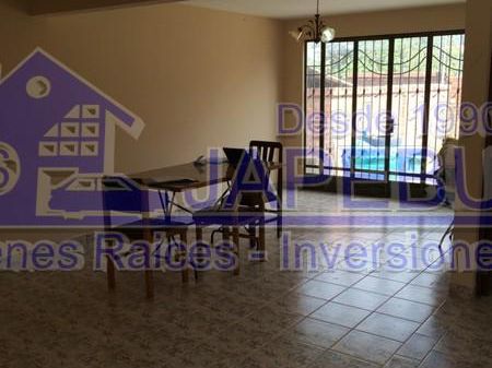 Acogedora Casita Urbanización Tunari