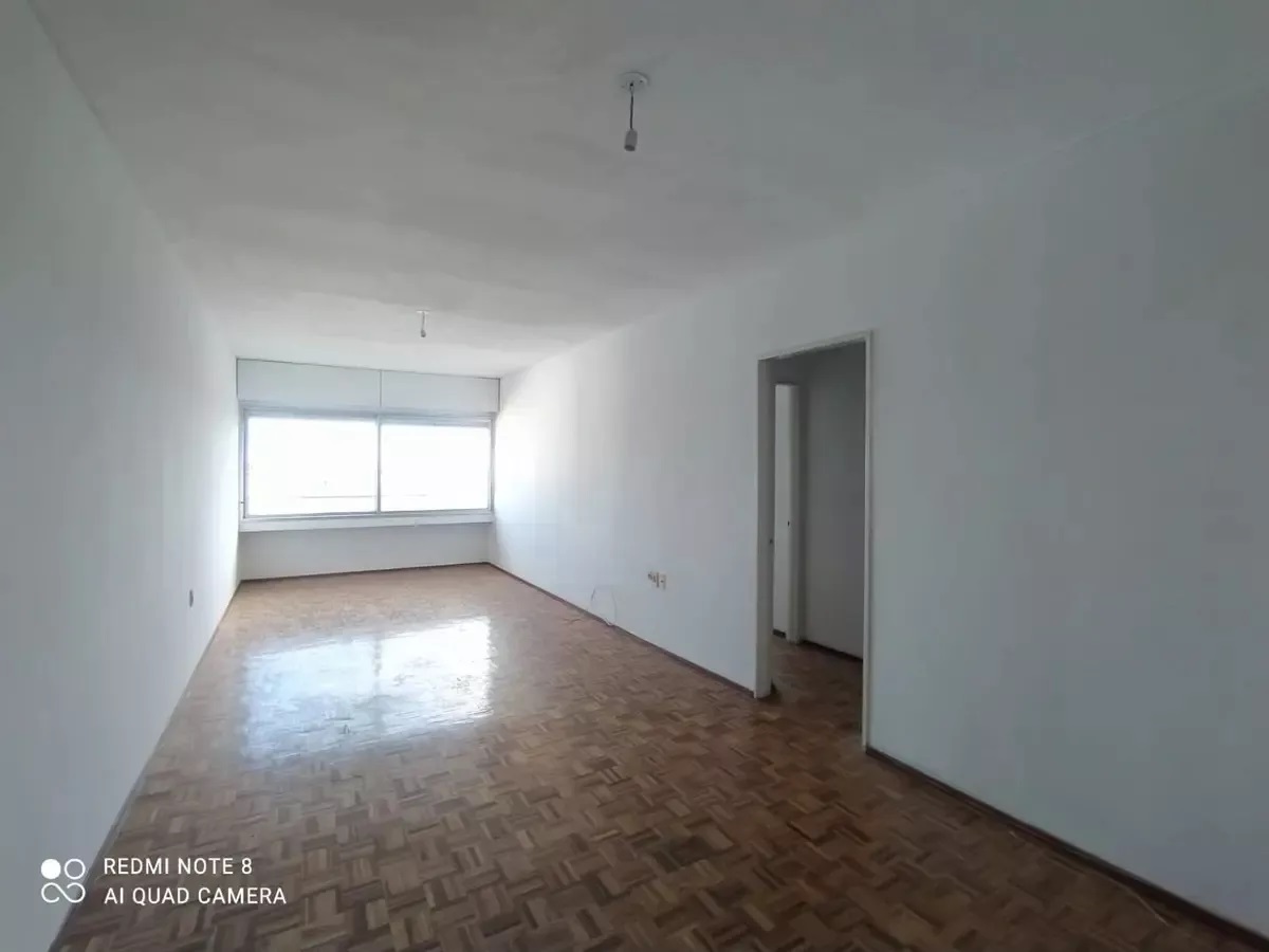 Foto 2 de 15