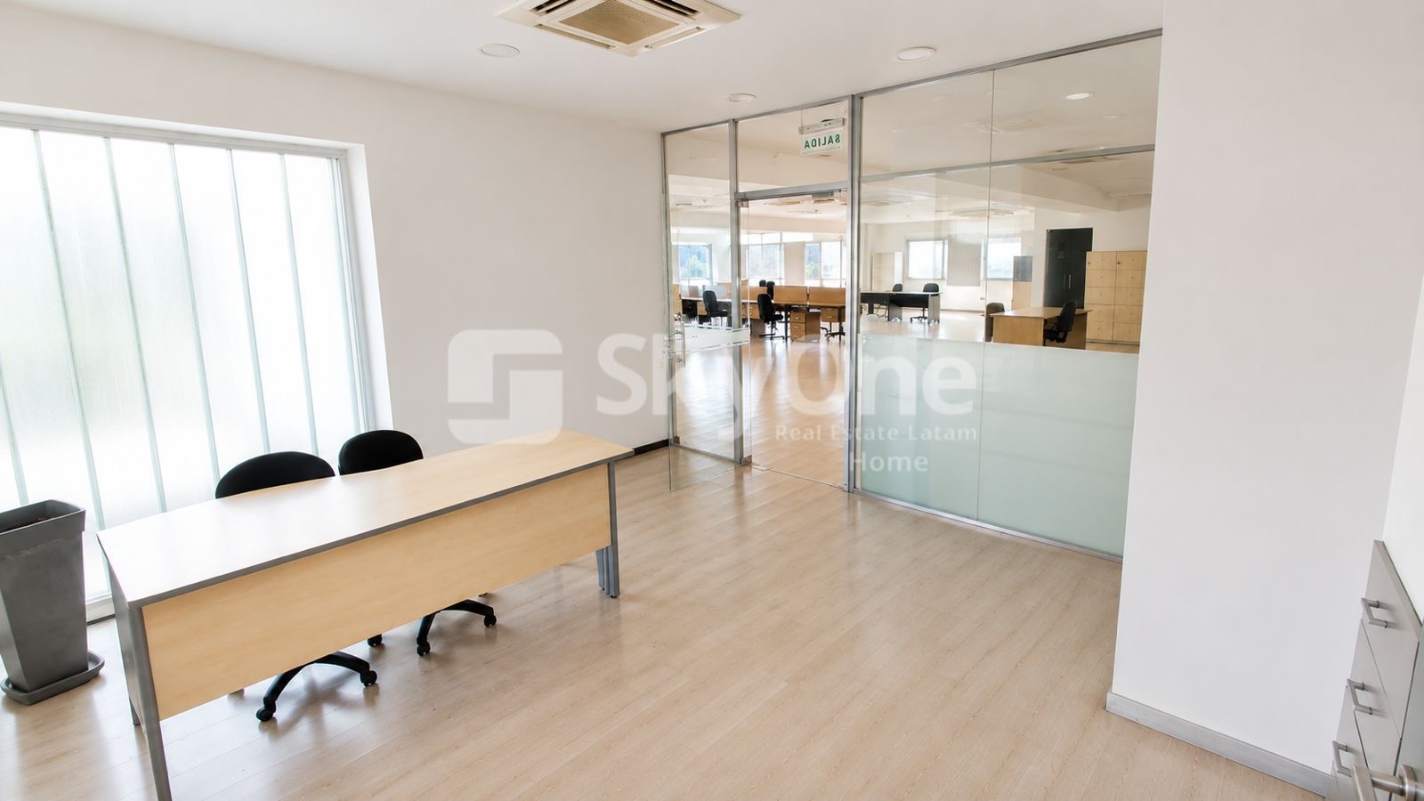 ALQUILO OFICINA CORPORATIVA EN EL EJE CORPORATIVO DE 330m2 — foto 3