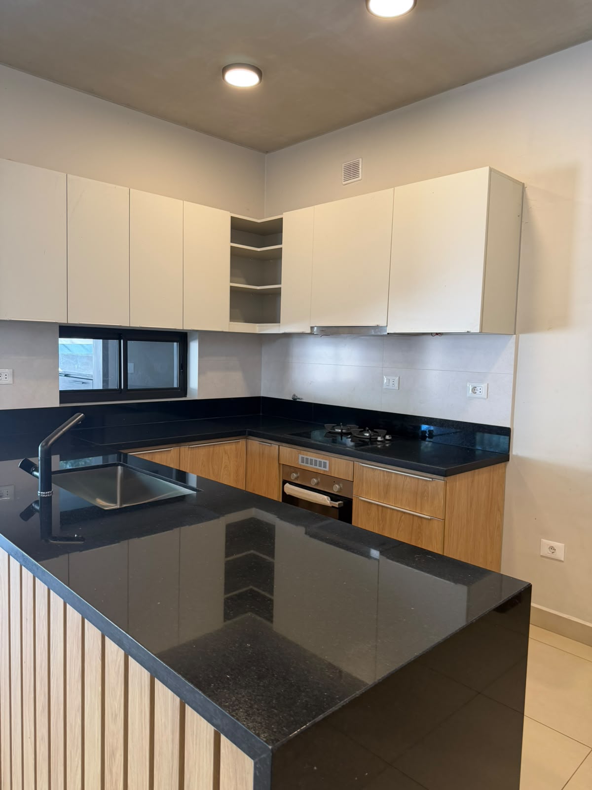 VENDO CASA MODERNA EN SAN BERNARDINO — foto 3