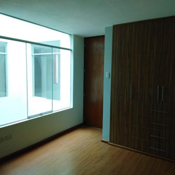Departamento en venta en José Luis Bustamante y Rivero