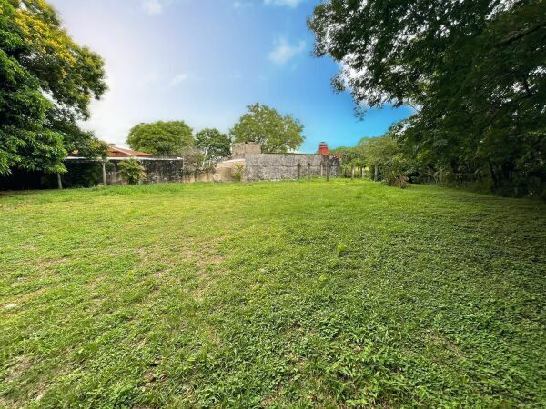 ¡OPORTUNIDAD ÚNICA! VENDO TERRENO EN EL YACHT — foto 2