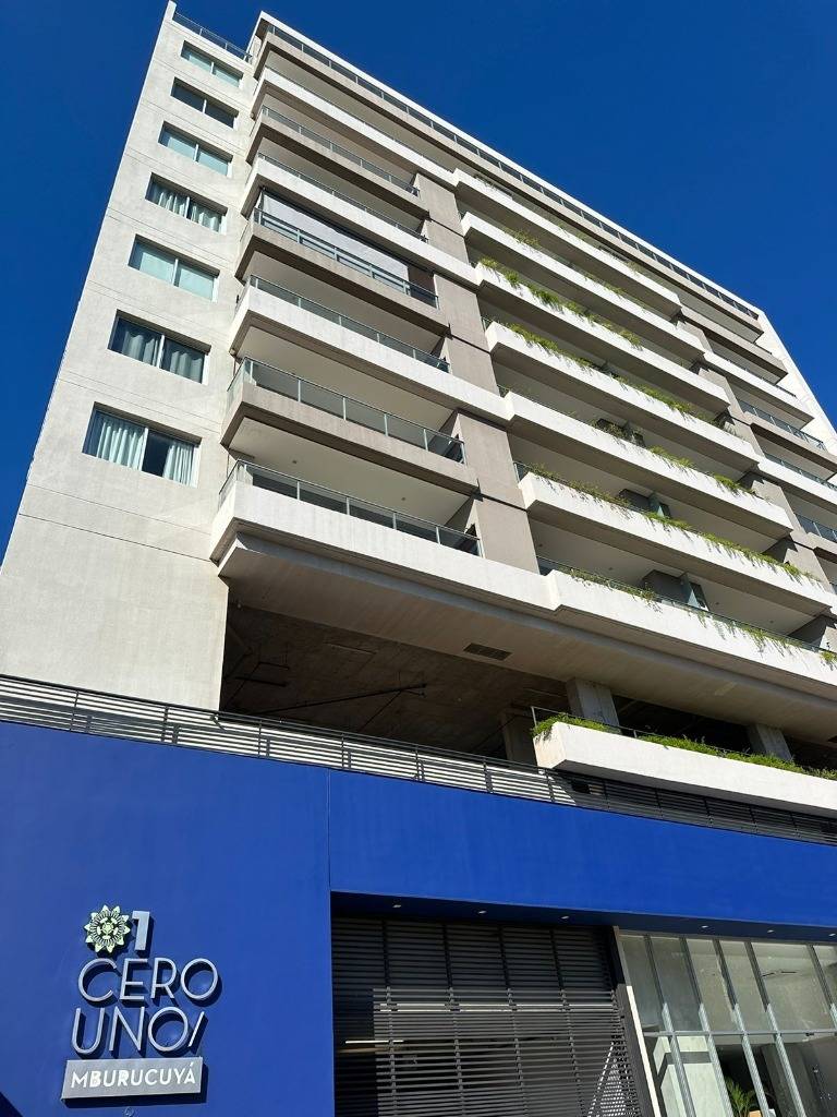 Departamento de 1 dormitorio con cochera en 01 Mburucuyá — foto 2