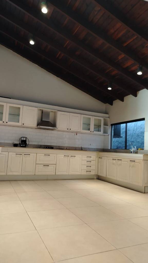 CASA EN ALQUILER - LUQUE — foto 3