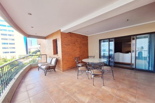 Departamento-Alquiler-Prof. Cesar Vasconcellos, Ycuá Satí, Asunción — foto 3