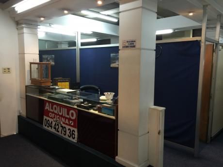 Orden De Alquilar! Local Ideal Comercio, Financiera U Oficinas,con Subsuelo
