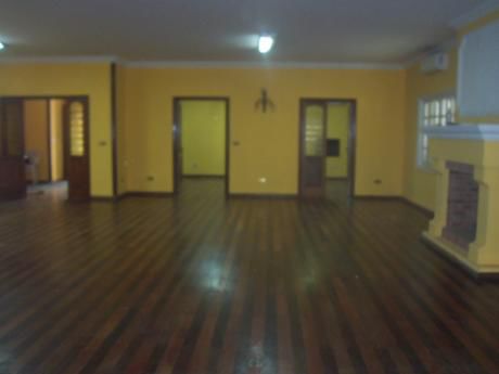 Vendo Mansion De 2 Plantas 4 Dormitorios 1 C Avda Rca Argentina