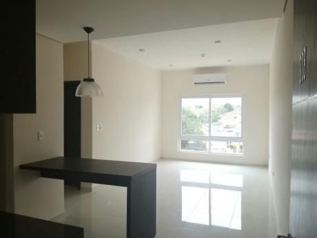 Departamento De 1 Dormitorio En Barrio Jara Con Piscina