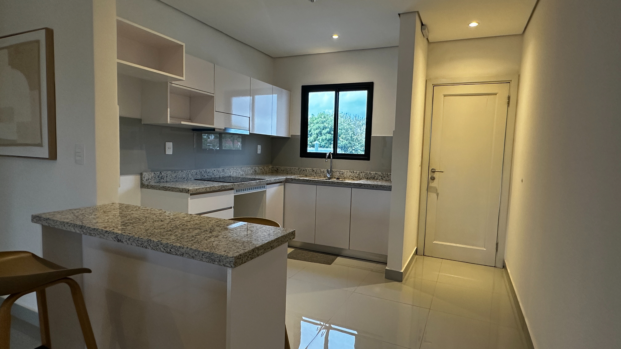 Departamento De 2 Dormitorios A Pasos De Plaza Madero – Edificio Boutique — foto 2