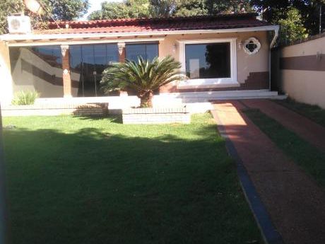 Alquilo Casa Amoblada En El Km 6 Con Piscina!!