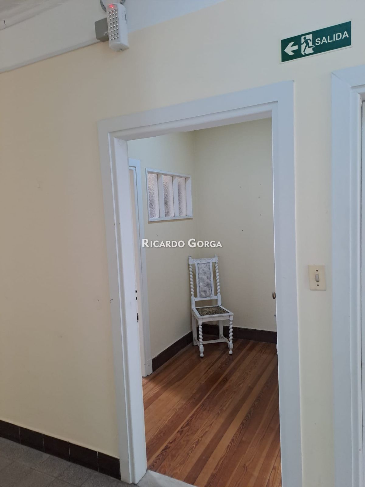 Alquiler oficina / consultorio sobre 25 de mayo esq Misiones - Ciudad Vieja · Foto 4