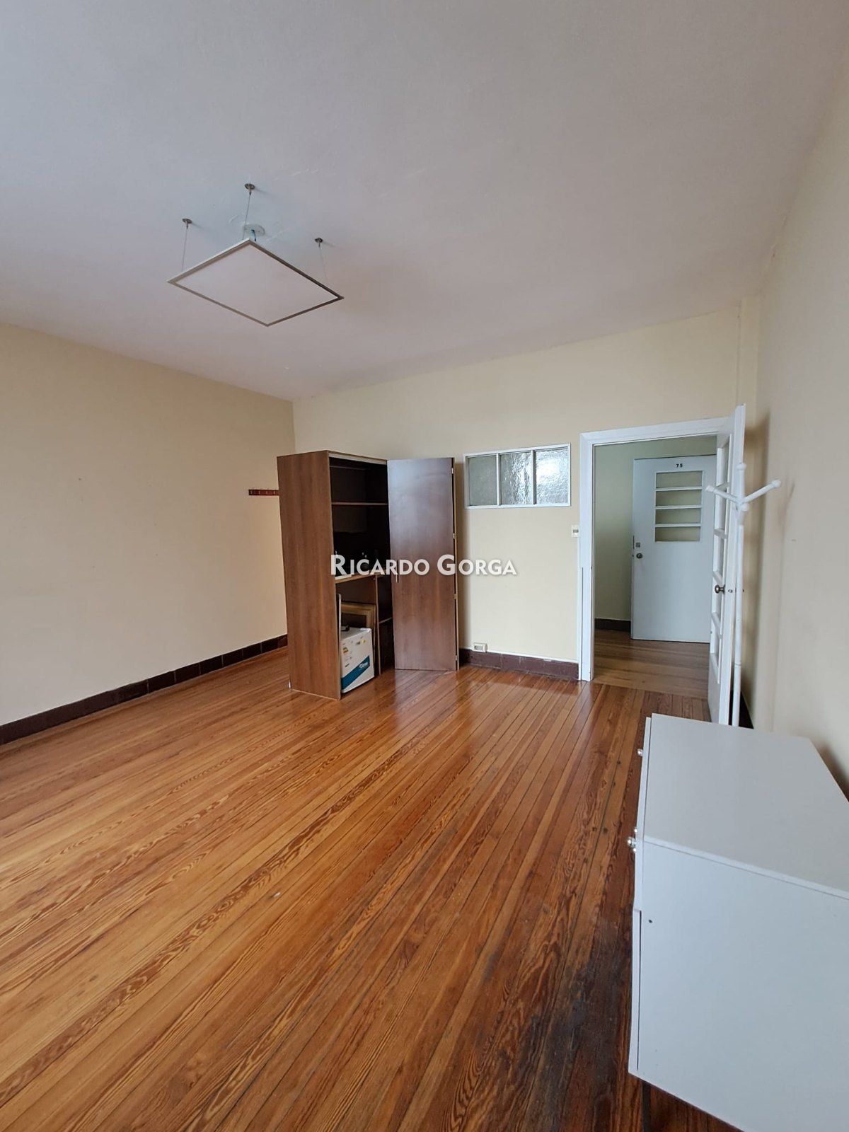 Alquiler oficina / consultorio sobre 25 de mayo esq Misiones - Ciudad Vieja · Foto 6