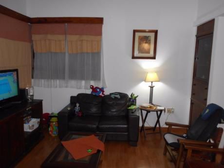 Excelente Casa, 2 Plantas!! Darwin/luis A. Herrera