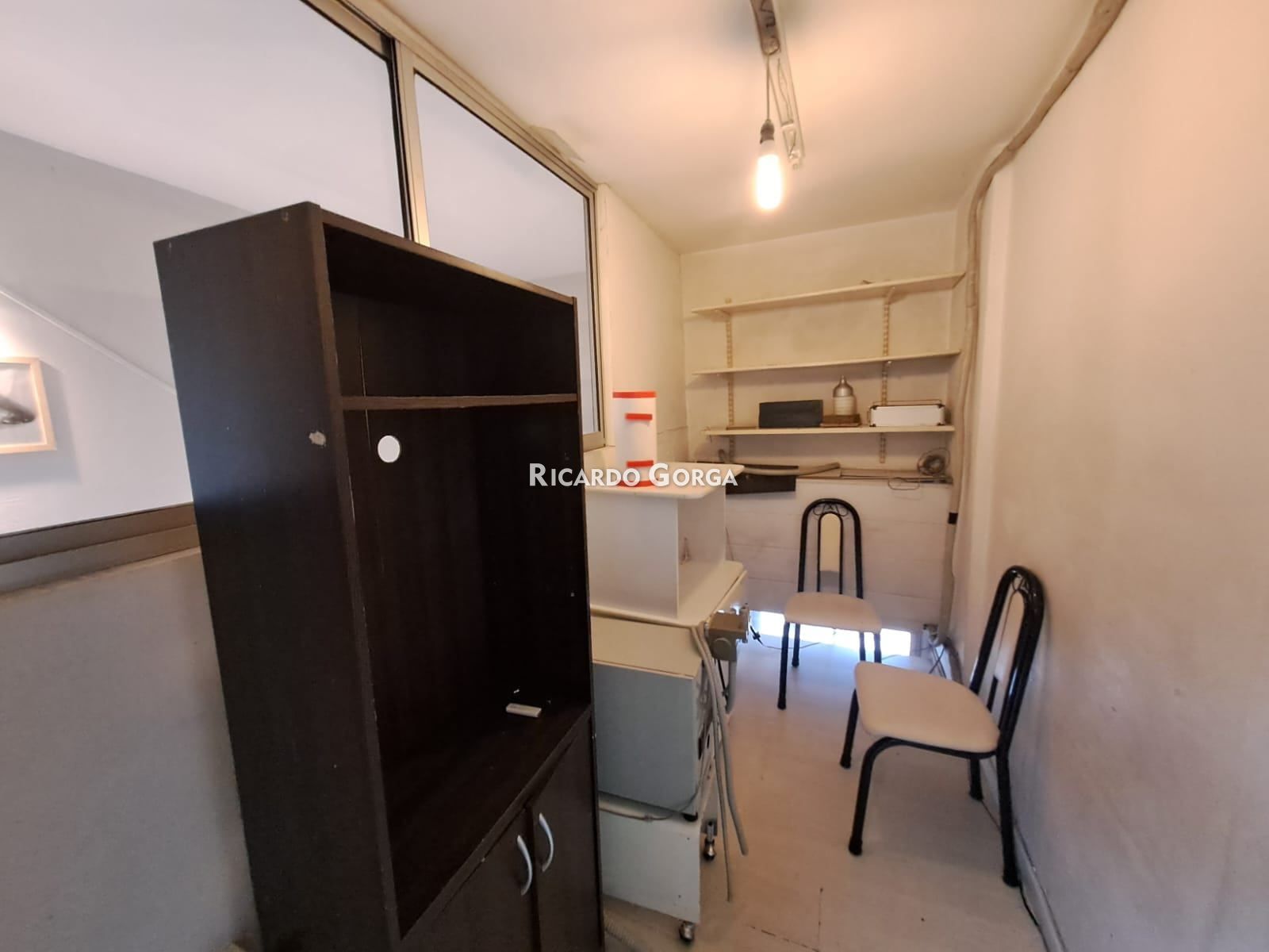 Atención Odontólogos alquiler Local comercial con 2 consultorios s/ 18 de julio · Foto 9