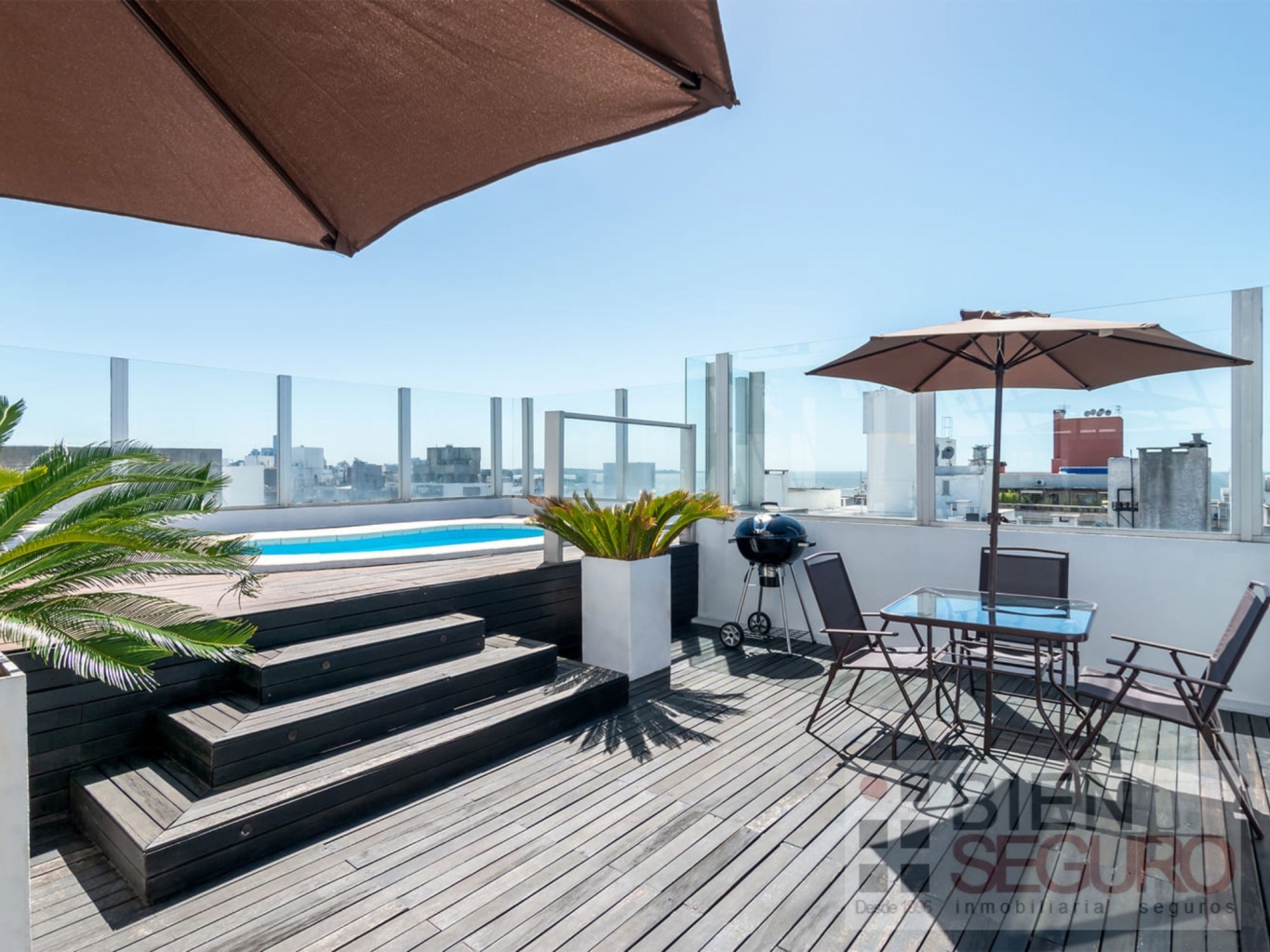 Impecable monoambiente en alquiler en Pocitos. Con piscina, solarium y otros amenities. · Foto 1