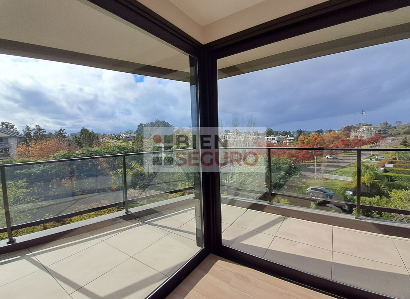 Penthouse de 3 dormitorios en alquiler en Carrasco Norte. Con piscina y excelentes amenities · Foto 3