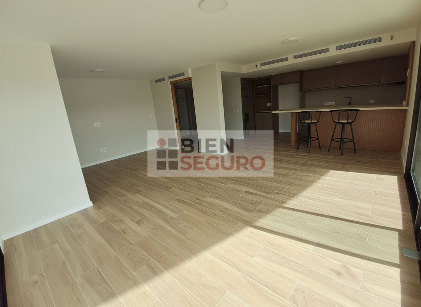 Penthouse de 3 dormitorios en alquiler en Carrasco Norte. Con piscina y excelentes amenities · Foto 5