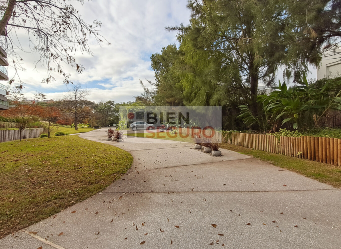 Penthouse a estrenar, de 3 dormitorios, 3 baños en alquiler en Carrasco Norte. Excelentes amenities