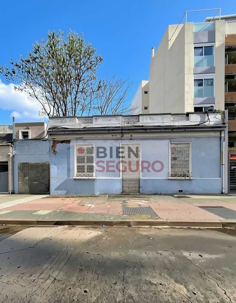 Casa padrón único muy bien ubicada, en venta en Buceo. Ideal inversión. Gran potencial para reciclar