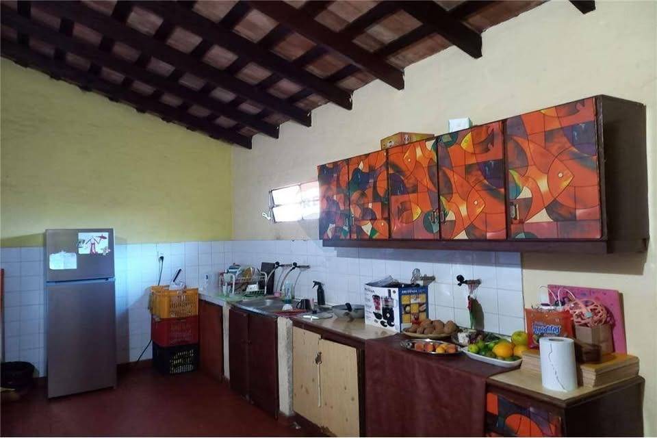 Vendo Casa en SAN LORENZO-ZONA CENTRICA. — foto 3