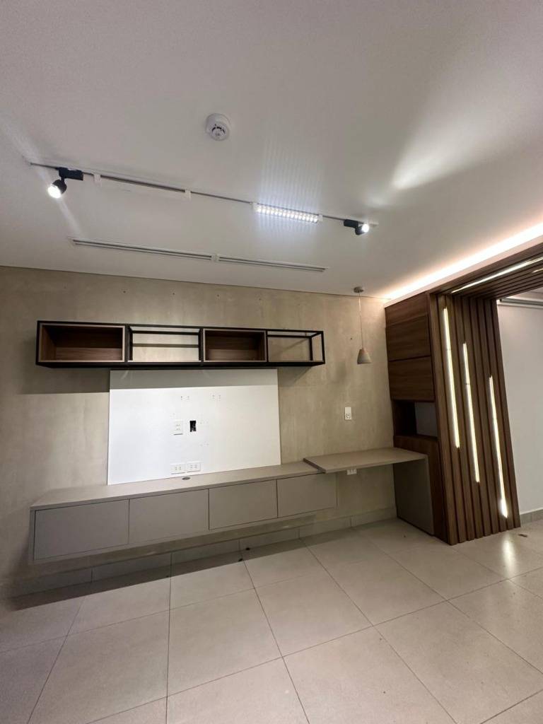 VENDO DEPARTAMENTO SEMI AMOBLADO ZONA LUQUE — foto 2