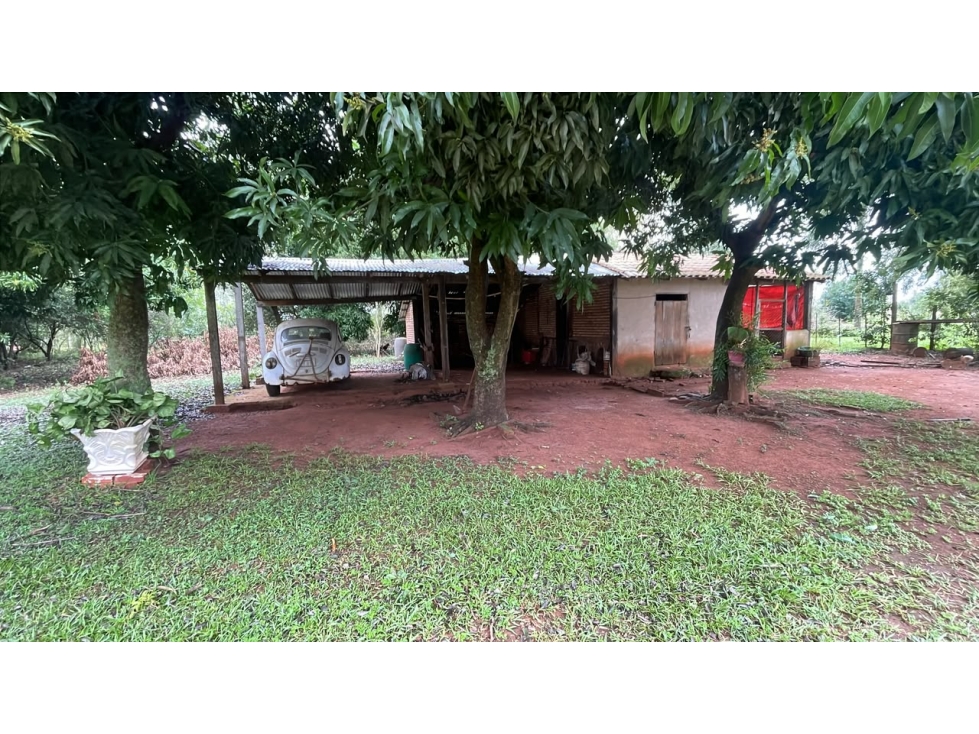 Vendo 1,8 hectáreas con casa y vistas en Ybycui — foto 3