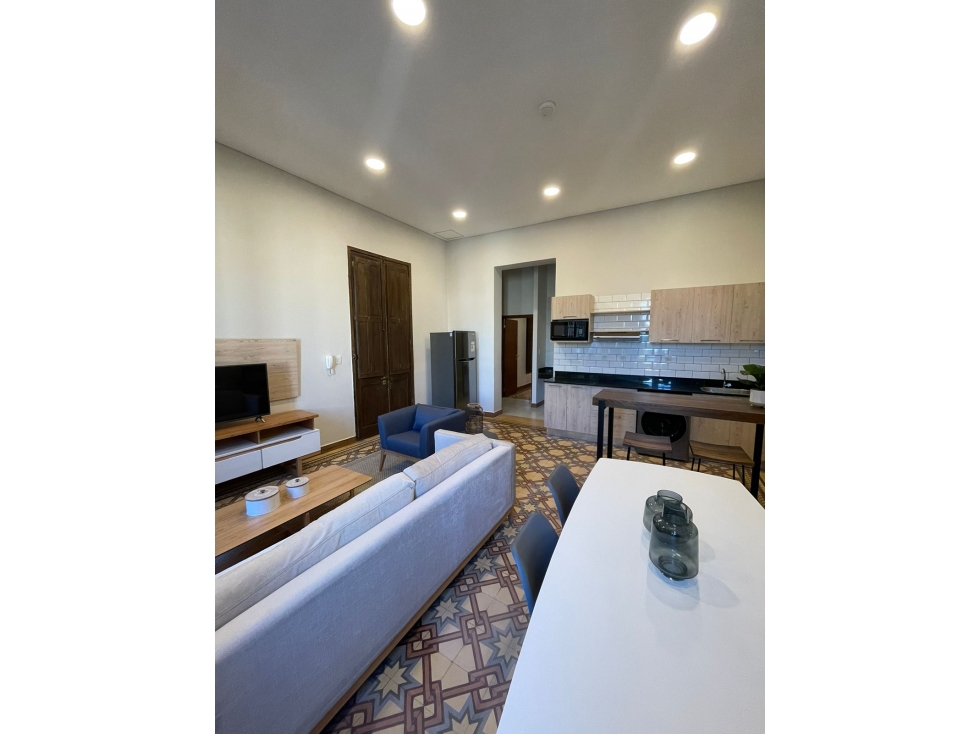 ALQUILO DPTO CON MUEBLES EN EL CENTRO ???? 67 m2 1 dormitorio — foto 3