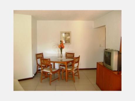 Apartamentos En Playa Brava: Dga1713a