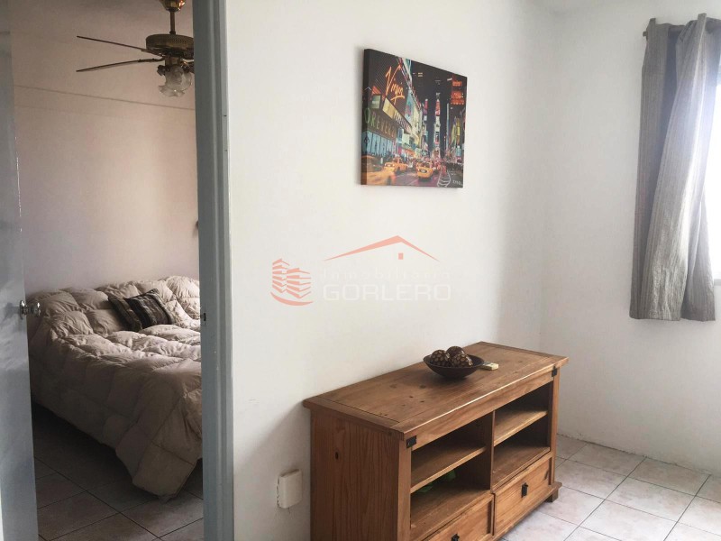 Apartamento en venta y alquiler anual Punta Del Este, en Gorlero, cerca de la playa brava y Terminal · Foto 6