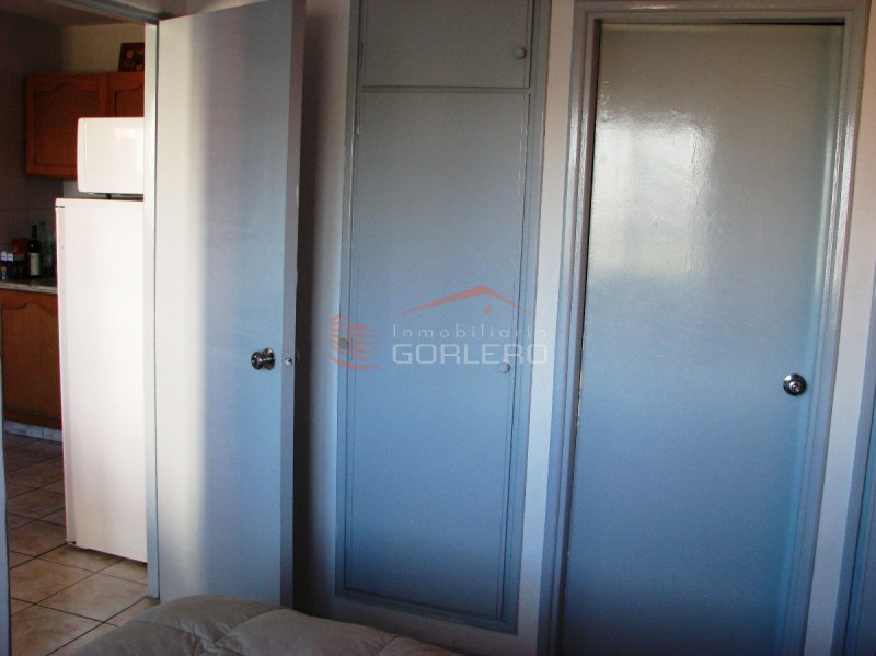 Apartamento en venta y alquiler anual Punta Del Este, en Gorlero, cerca de la playa brava y Terminal · Foto 7