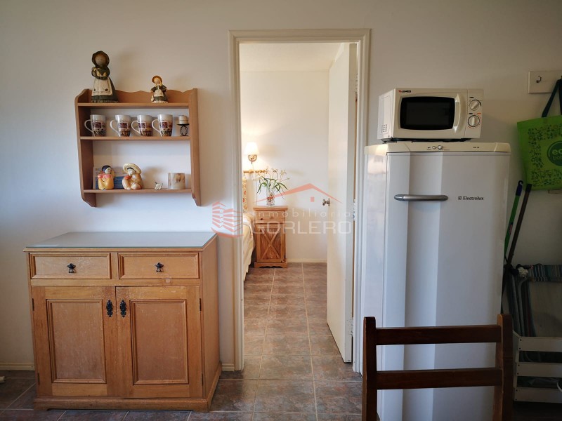 Venta y Alquiler Apartamento en Punta del Este, Península, 1 dormitorio a 1 cuadra de la playa brava y mansa. A una cuadra de la terminal. · Foto 7
