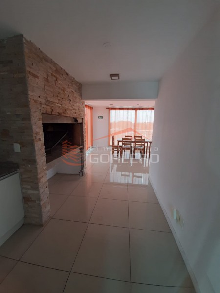 Apartamento en alquiler anual de 2 dormitorios en Centro de Maldonado · Foto 2