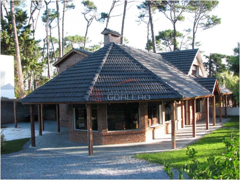 Casa en Alquiler  en Punta del Este, Excelente zona en la mansa · Foto 3