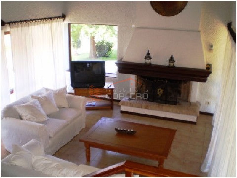 Casa en Venta y Alquiler en Punta del Este, zona Lugano a poca distancia del Shopping · Foto 4