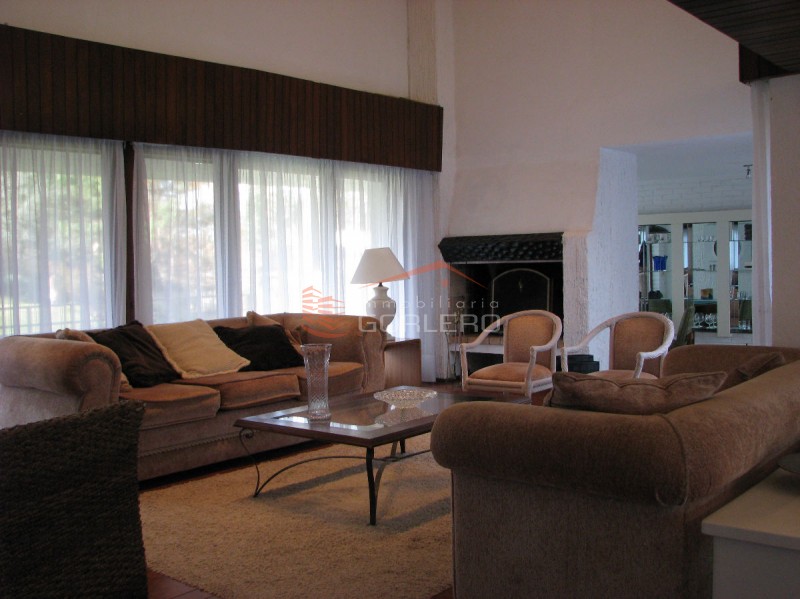 Venta y Alquiler de casa en Punta del Este, zona de Cantegril · Foto 5