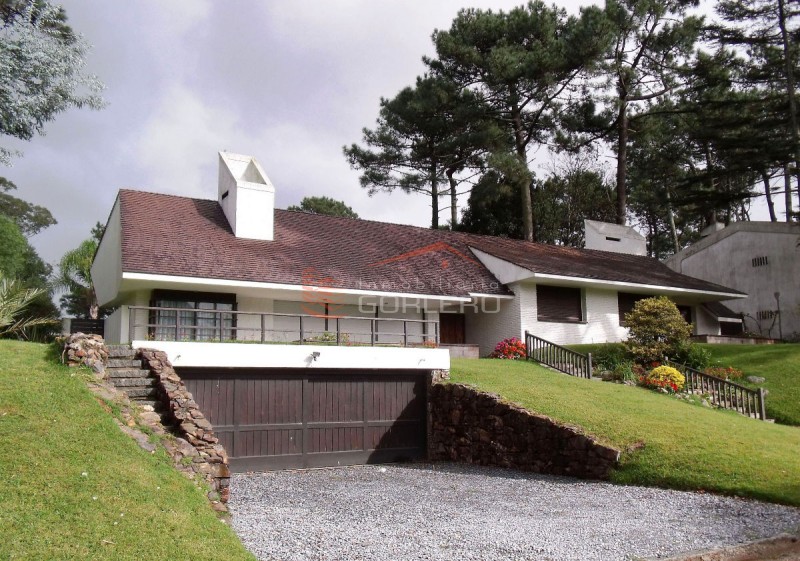 Venta y Alquiler de casa en Punta del Este, zona de Cantegril · Foto 3