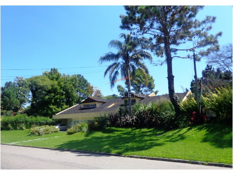 Chalet en venta y alquiler en Punta del Este, zona Mansa *6 dormitorios · Foto 3