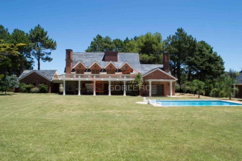 Casa 6 dormitorios, piscina, venta o alquiler en Beverly Hills - Punta del Este · Foto 4