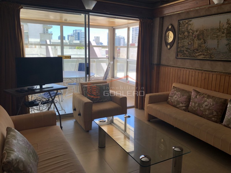 Apartamento en venta, alquiler anual y de verano, Paradas 1 Punta del Este, frente al mar *3 DORMITORIOS · Foto 1
