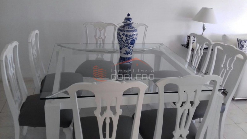 Apartamento en Alquiler en Punta del Este, a poca distancia de la playa brava, piso alto · Foto 6