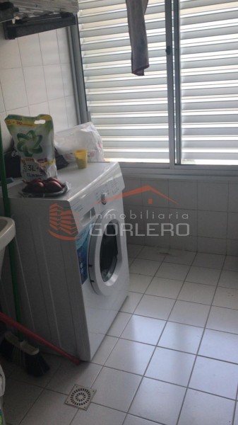 Apartamento en Alquiler en Punta del Este, a poca distancia de la playa brava, piso alto · Foto 8