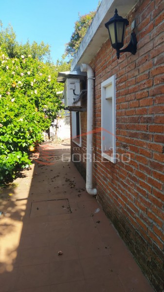 Photo 3 of 14