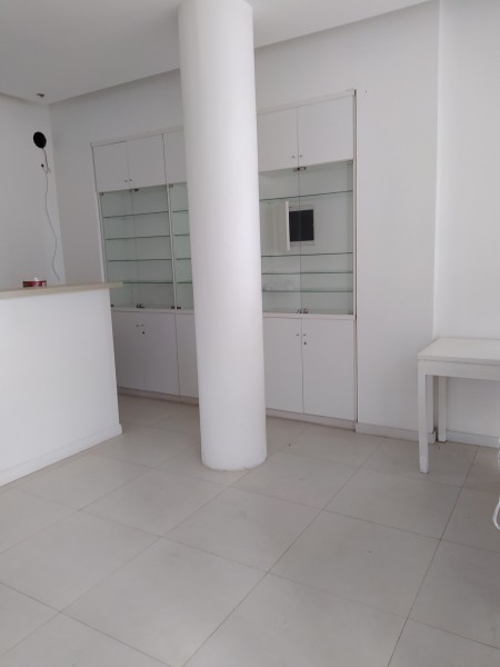Venta y alquiler de local en Gorlero, Punta del Este · Foto 4