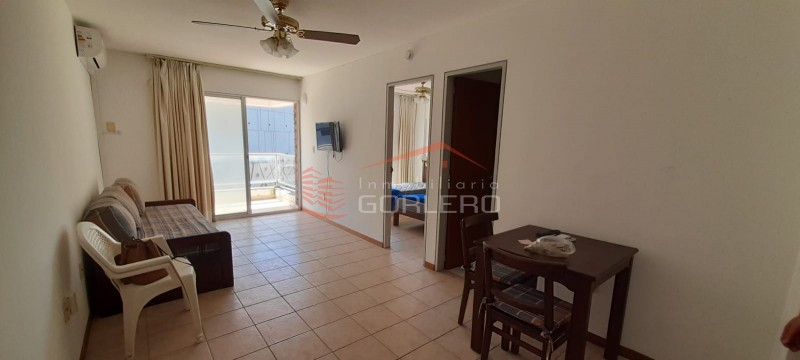 Apartamento en venta y alquiler anual de 1 dormitorio con cochera en Peninsula - Punta del Este · Foto 3