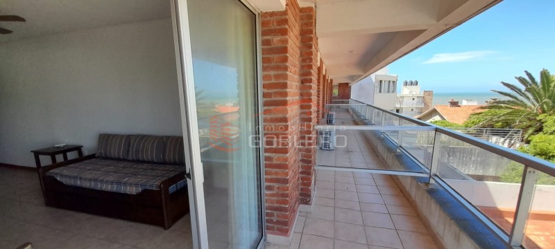 Apartamento en alquiler anual y venta en Peninsula - Punta del Este con cochera · Foto 5